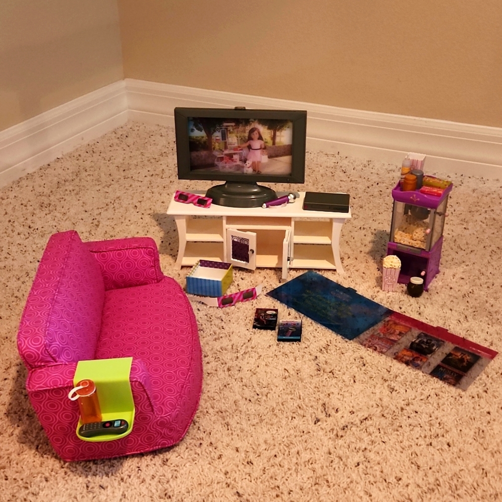 Lot of American Girl Accessories. entertainment center, TV, kaoke set, popcorn